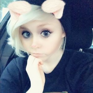 Meet your Posher, Hannah